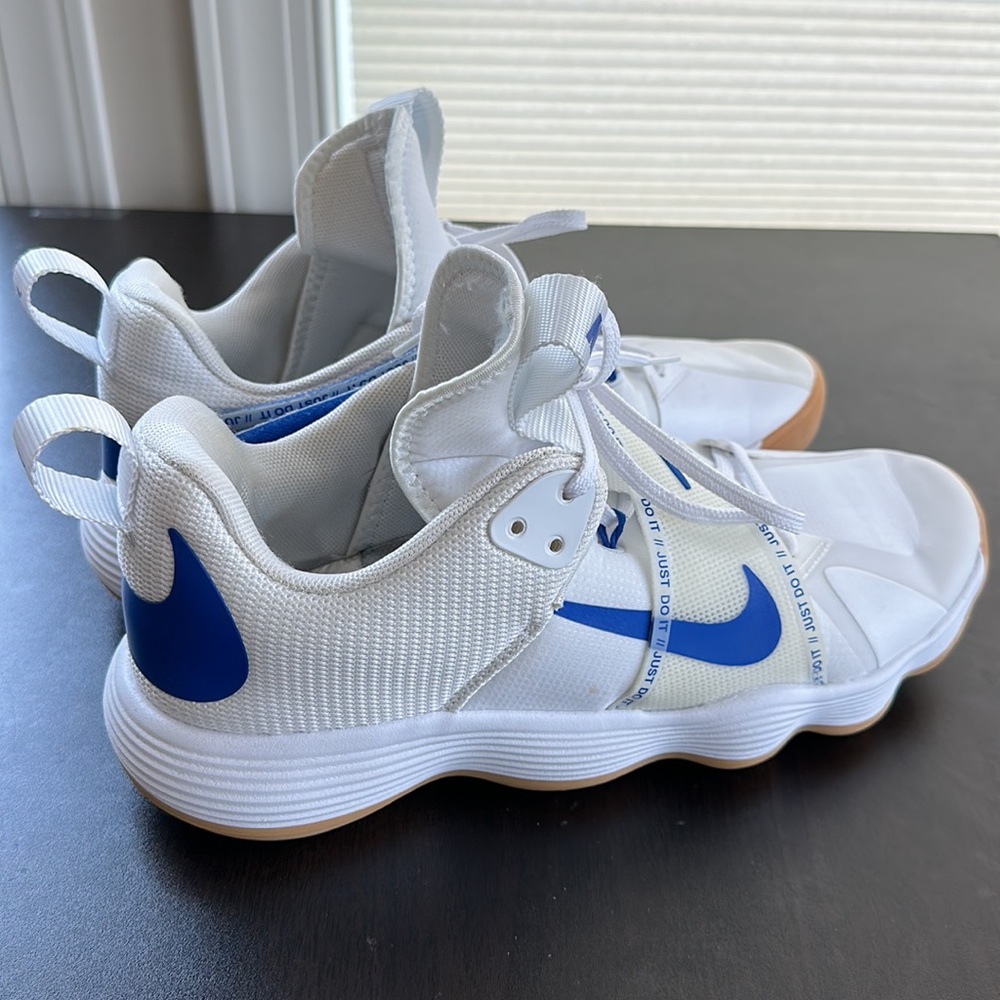 unisex nike volleyball shoes